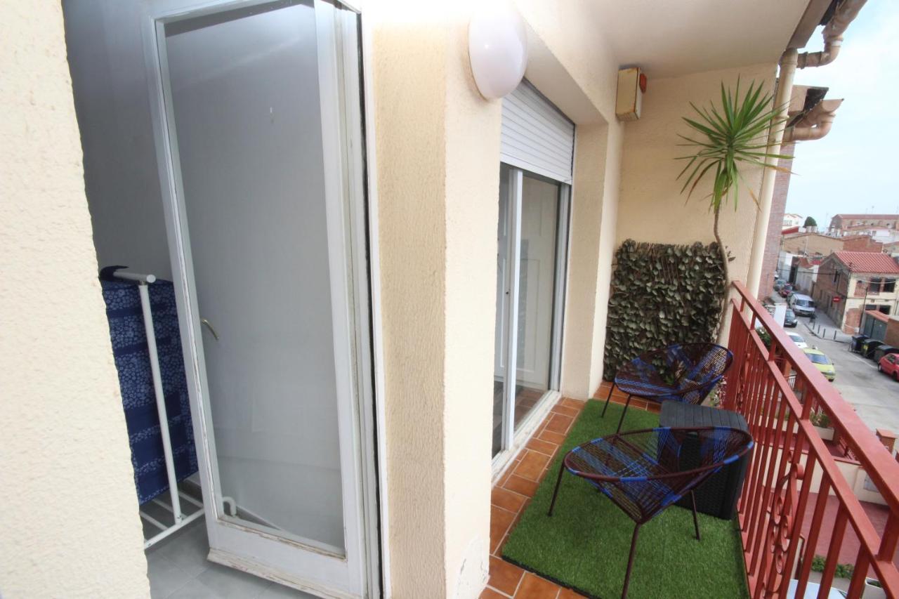 Casa En Masnou Junto A Playa Y Tren Villa Exterior foto