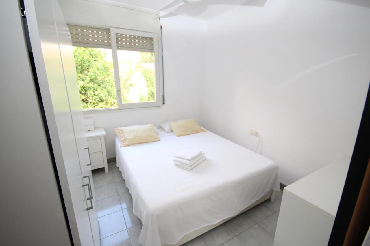 Casa En Masnou Junto A Playa Y Tren Villa Exterior foto
